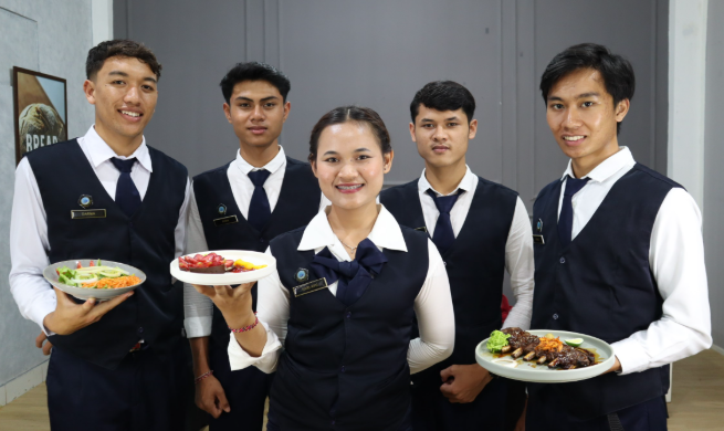 Tugas Food and Beverage (F&B) dalam Industri Kuliner