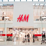 H&M: Raksasa Fast Fashion dengan Jangkauan Global