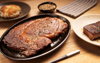 Nikmati Eksklusivitas A5 Kobe Strip Steak